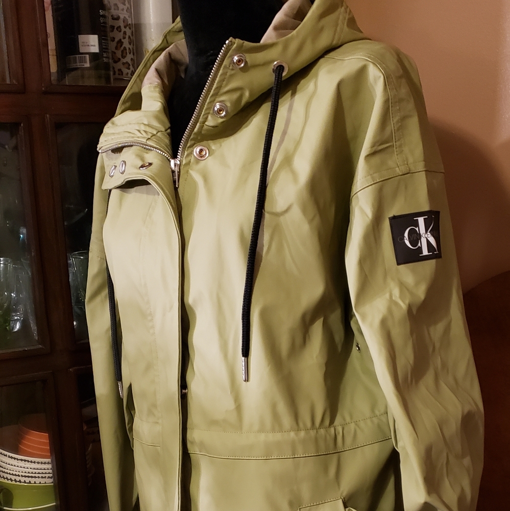 Calvin klein Jeans Women's full length rain coat.